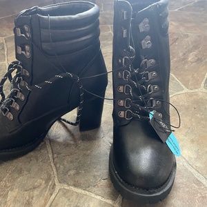 Size 10 women's dress boots